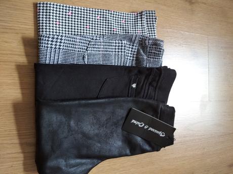 Dievčenské legínky, 104