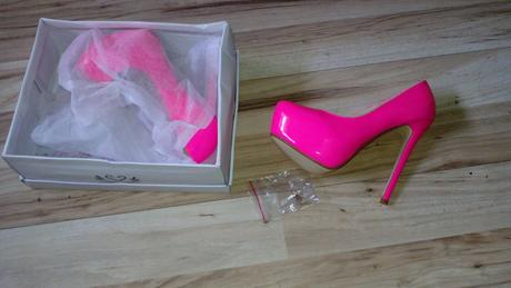 Neonovo ružové lodičky, 38