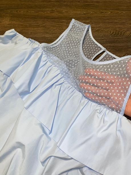 Bledomodrý top, zara,m