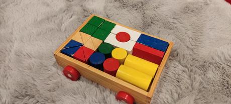 Drevená stavebnica s vozíkom, 