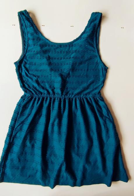 Šaty stradivarius, m