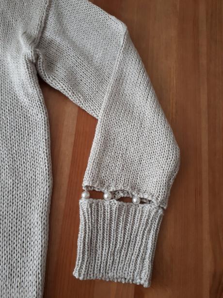 Krasny pleteny svetrik s perlickami, m