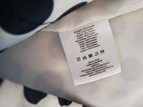 Kabátik do dažďa, 98