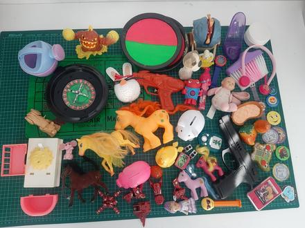 Mix - rôzne hračky.,