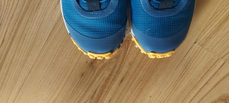 Tenisky adidas traxion, adidas,32