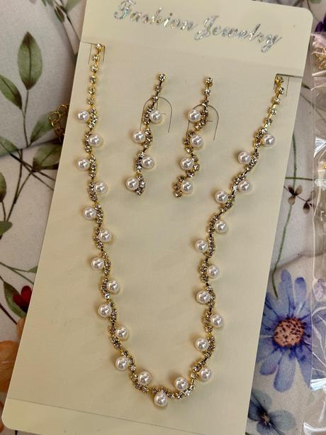 Novy set sperkov, 