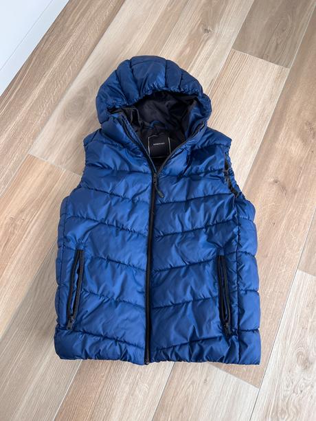 Vesta reserved, reserved,s