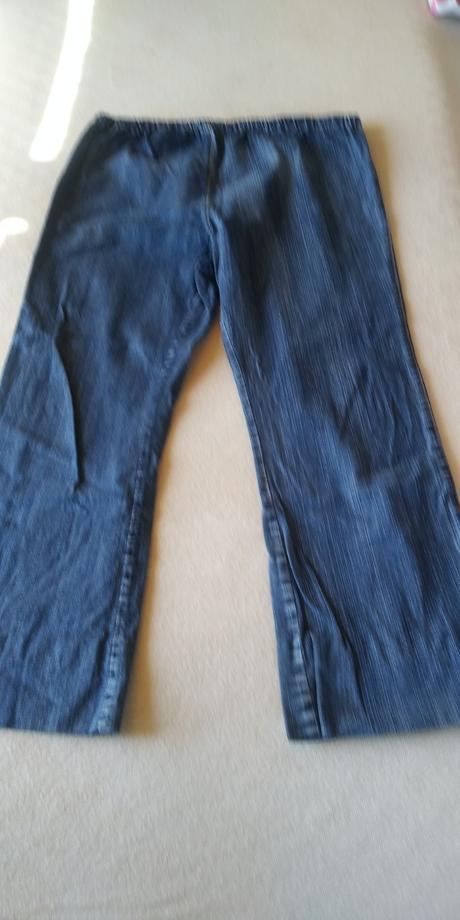 Tehotenske rifle aj s poštou, m