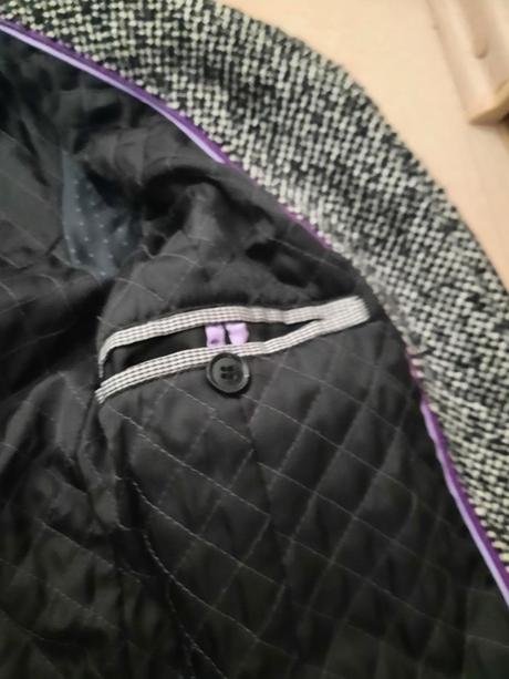 Dámsky kabát s kapucňou, 36