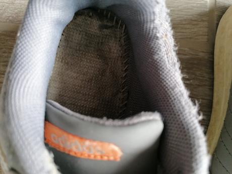 Dvoje tenisky, adidas,26