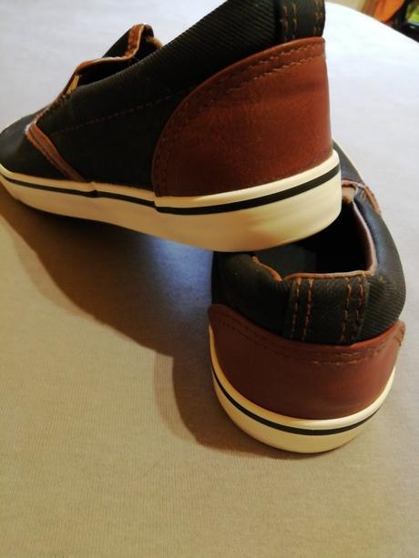 Prezúvky alebo cvicky, 35