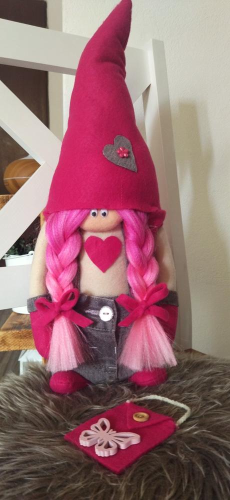 Bábika trpaslícka na hranie,