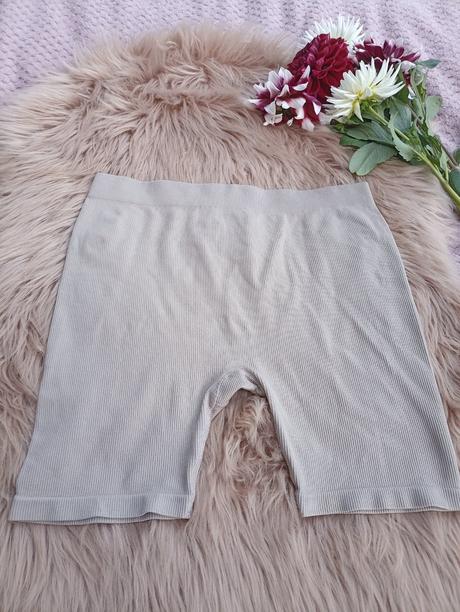 Pohodlné šortky na cvičenie, h&m,l