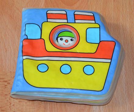 Gumena knizka do vody,