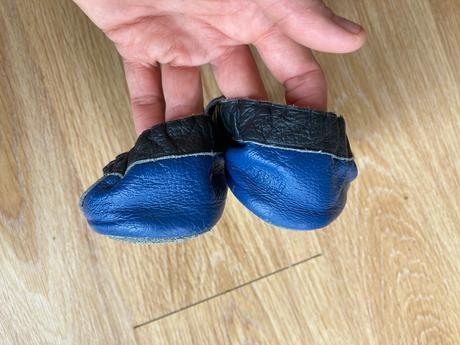 Kožené capačky, 34