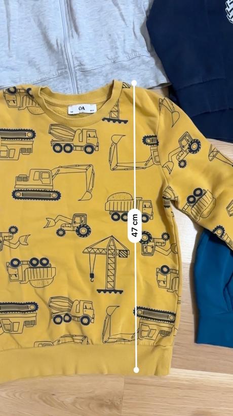 Mikiny 4 ks, c&a,140