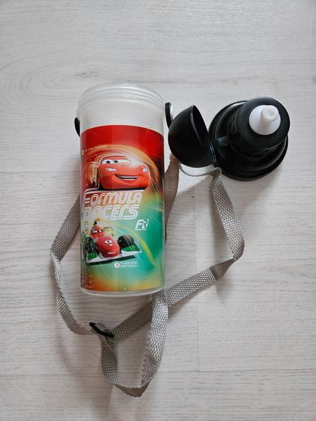Plastová cars fľaša, 