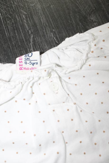 Tričko a pančuchy, 104–116