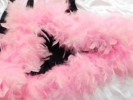 Pakne šaty/maska,čierno/ruzovej farby, 