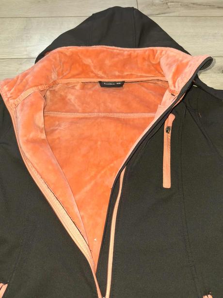 Softschelová bunda zn. janina velkost 38, 38