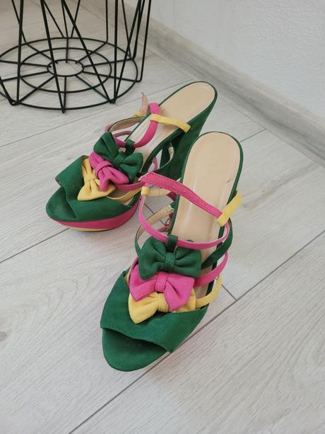 Zelene / farebne topanky, sandale, 39