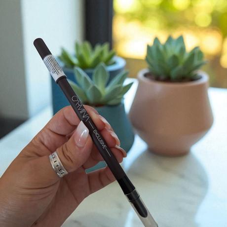 Ceruzka na oči - hnedá,