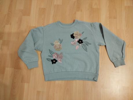 Balík- oblečko ako nové, 122–134