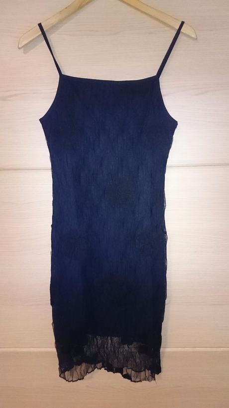 Čipkované šaty, s