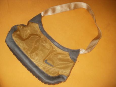 Nike kabelka, nike
