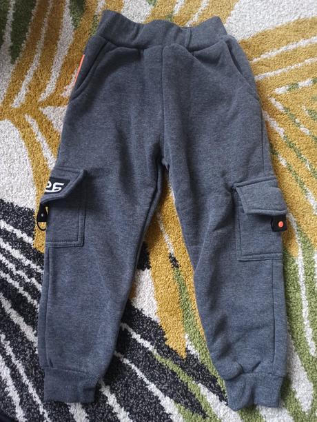 Hrubé oteplené tepláky, 104 / 110