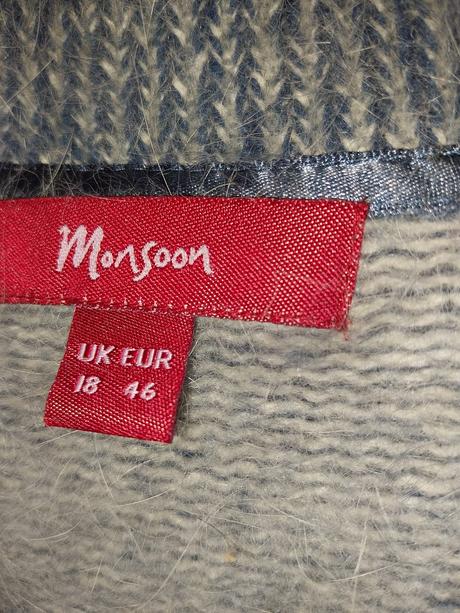 Sveter č.44, monsoon,44