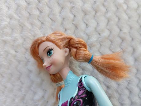 Barbie mattel anna v lesklej sukni, 