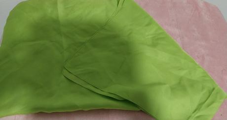 Limetkovo zelená šatka, m