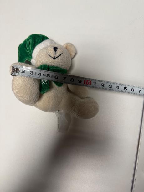 Vianočný plyšový macko,