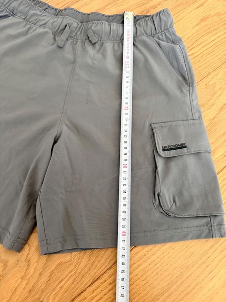 Šortky, abercrombie&fitch,158
