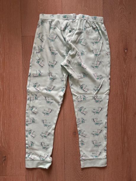 Pyžamo disney veľ. 122, disney,122