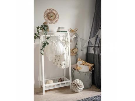 Vešiak jabadabaho drevený,