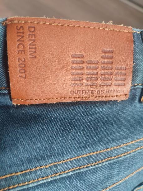 Predám kraťasy, denim,122