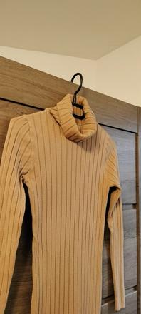 Rolákové šaty - farba camel xs/s, s