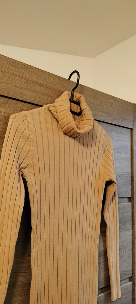 Rolákové šaty - farba camel xs/s, s