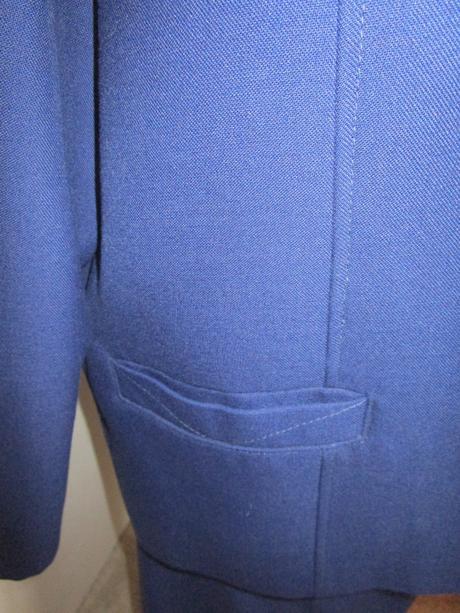 3097. tm. modrý kostým, xl