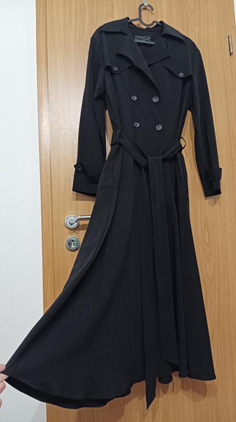 Krásne šaty v štýle treckotu, zara,m