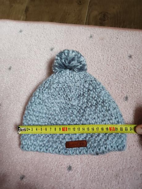 Zimná čiapka, wedze