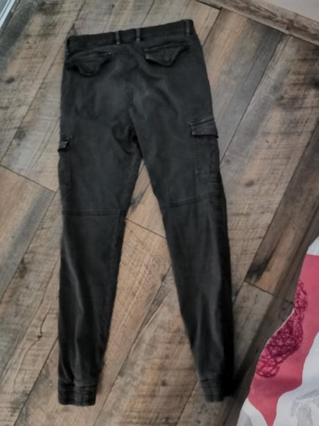 Nohavice,kapsače, ido,s