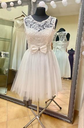 Spoločenské šaty vo veľkosti m/l - šaty sú na vi, m