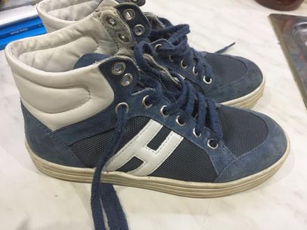 Kožené tenisky, 32