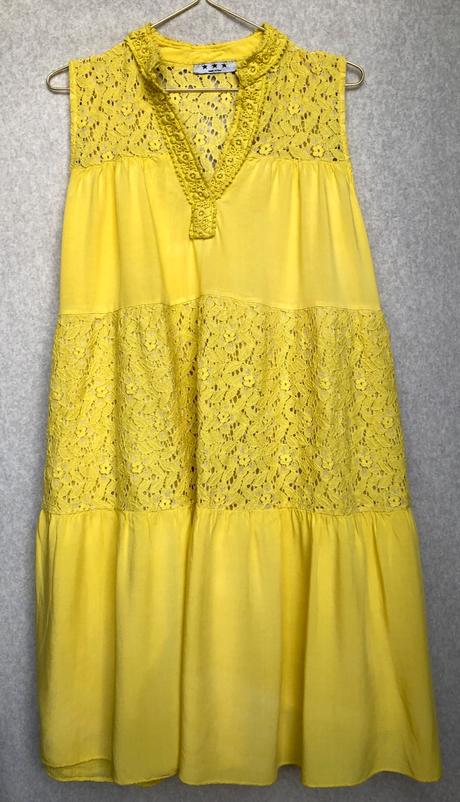 Vzdušné šaty s čipkou, s