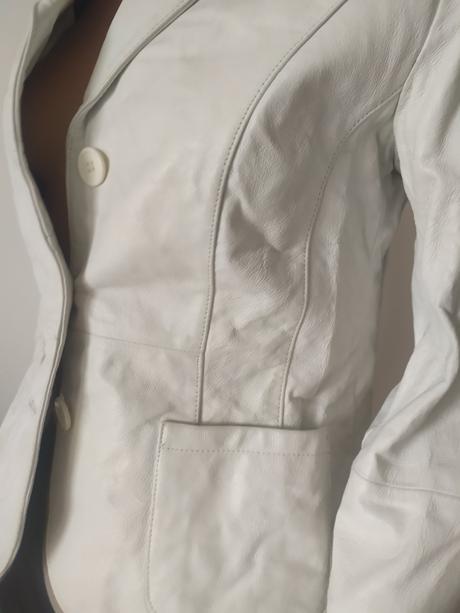 3000 kozena biela bunda bola draha, m