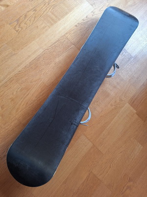 Snowboard v super stave, 130-139 cm