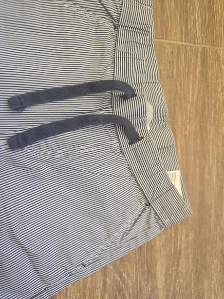 Šortky č.110, h&m,110